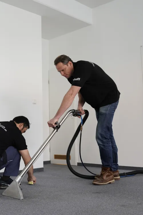 Teppichboden reinigen in Hannover – gründlich direkt vor Ort